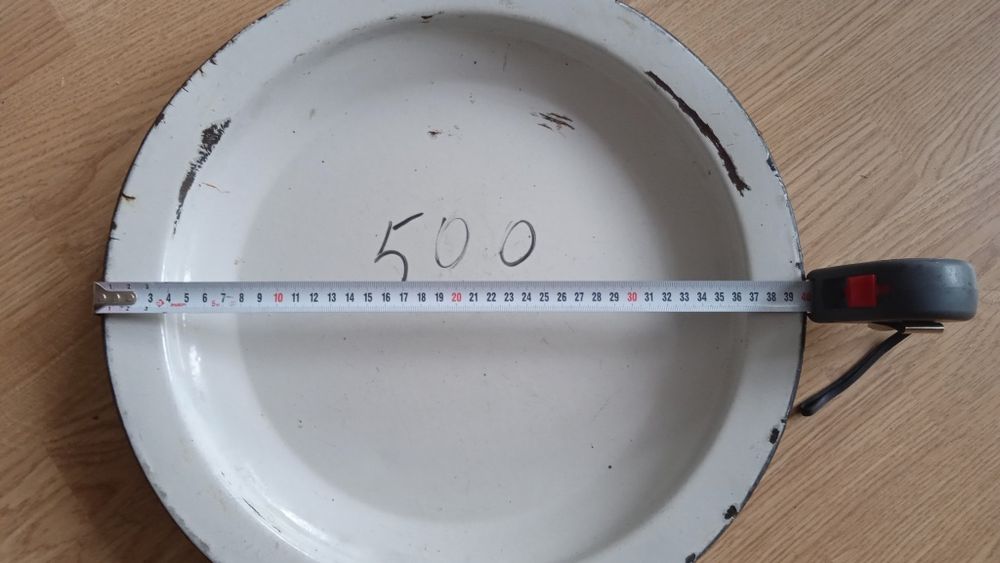 Продам эмалированную советскую  посуду, бидоны