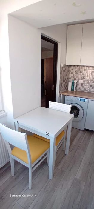 Garsoniere bloc de apartamente