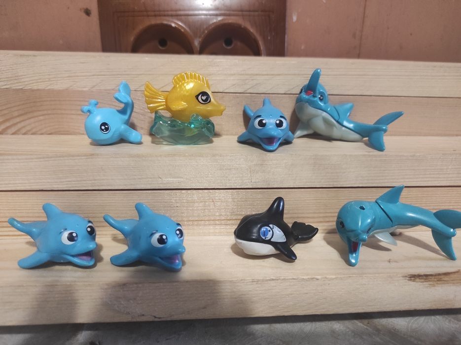 Продам киндеры 90 годов разные