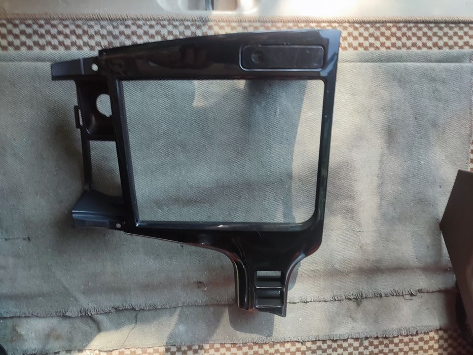 Пластик салона subaru legacy 2000 год