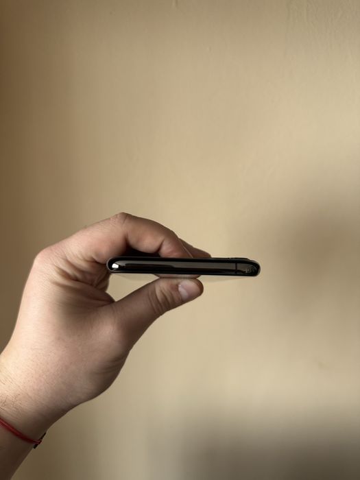 Iphone 11 pro max 93%