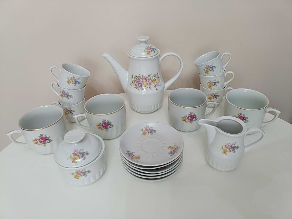 Set porțelan complet