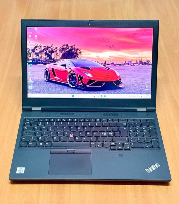 15.6"FHD IPS/i9-10885H/32GB RAM/512GB/RTX 4000-8GB/Lenovo ThinkPad P15