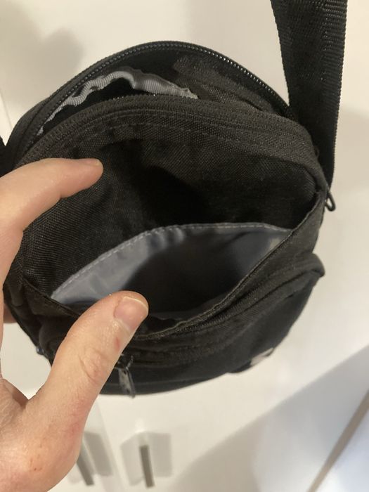 Мъжка чантичка Under Armour