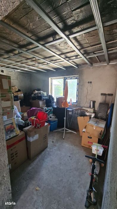 Casă de vânzare în comuna Valea Iașului, sat Mustățești, județ Argeș.
