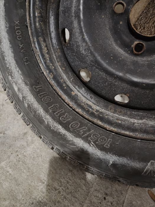 Riken зимна гума с джанта 165/70 R14 като нова