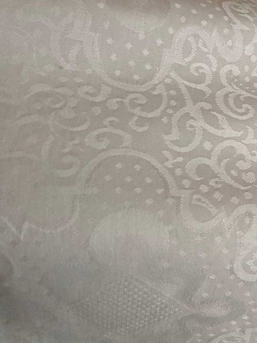 ткань на скатерти с выделкой качественная жаккардовая