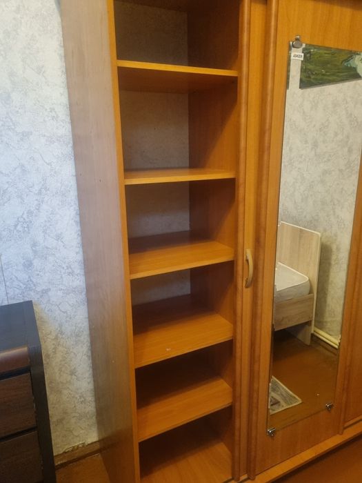 Продам шифоньер.