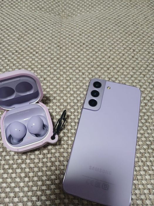 Срочно продам Samsung s22