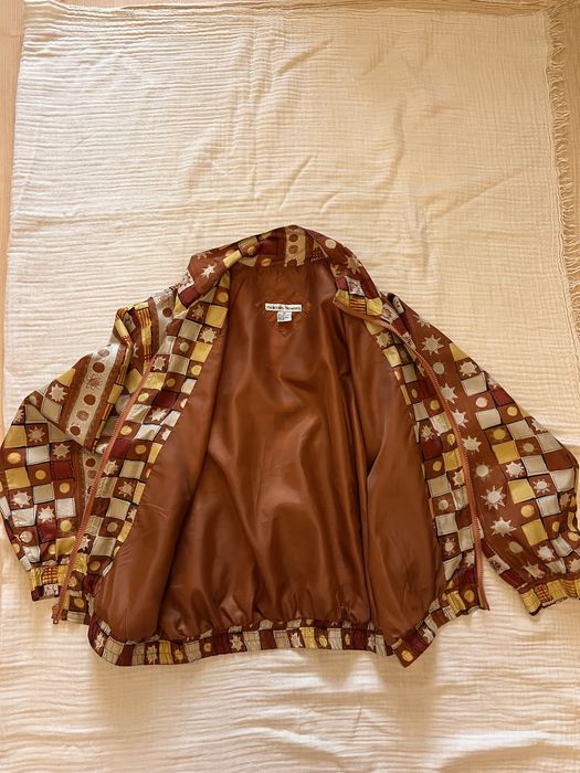 Jacketa Vintage de Matase - Malcolm Flowers