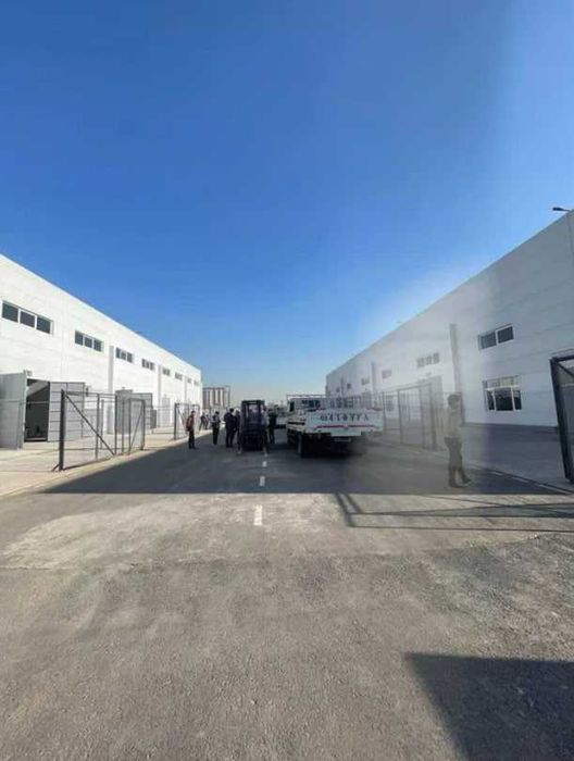ПРОДАЕТСЯ помещение под склад или под производство 1200 квадратов