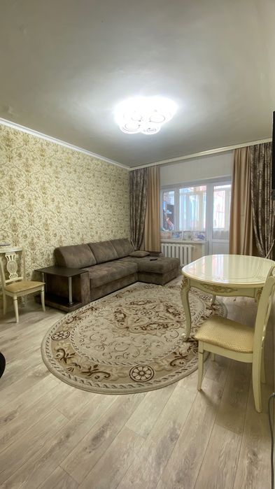 Продам 3 комнатную квартиру в мобиле ,