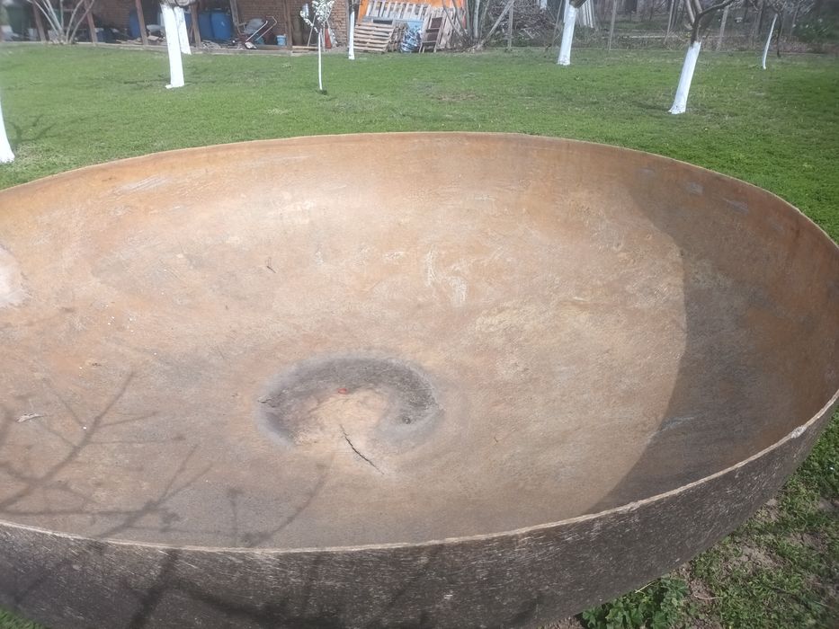 Продавам  басейн