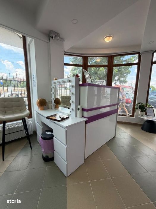 Salon de infrumusetare de vanzare, complet echipat si autorizat