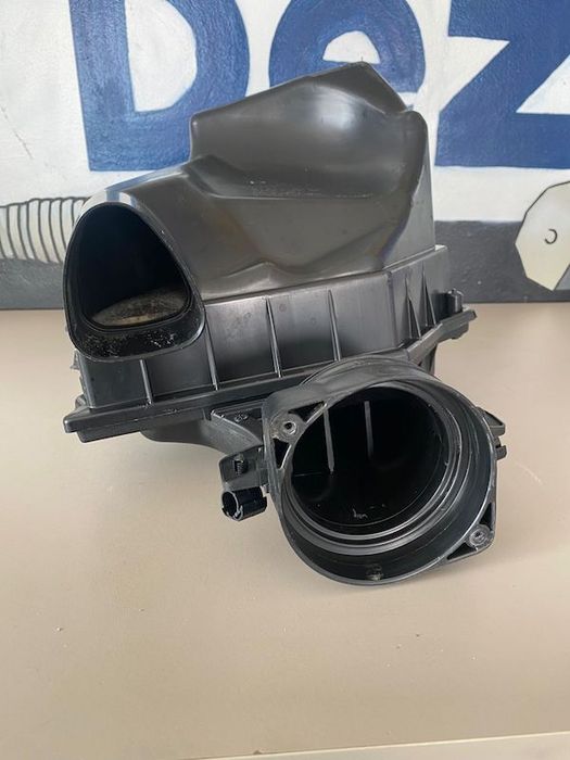 Carcasa Filtru Aer Volvo C30 C70 S40 V50 30792181