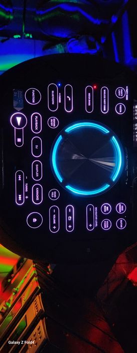 Boxe  bass Reflex Sony MHC-V71D cu telecomandă.