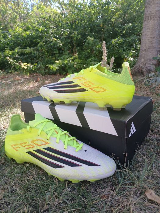 Ghete de fotbal F50 Pro,Noi
