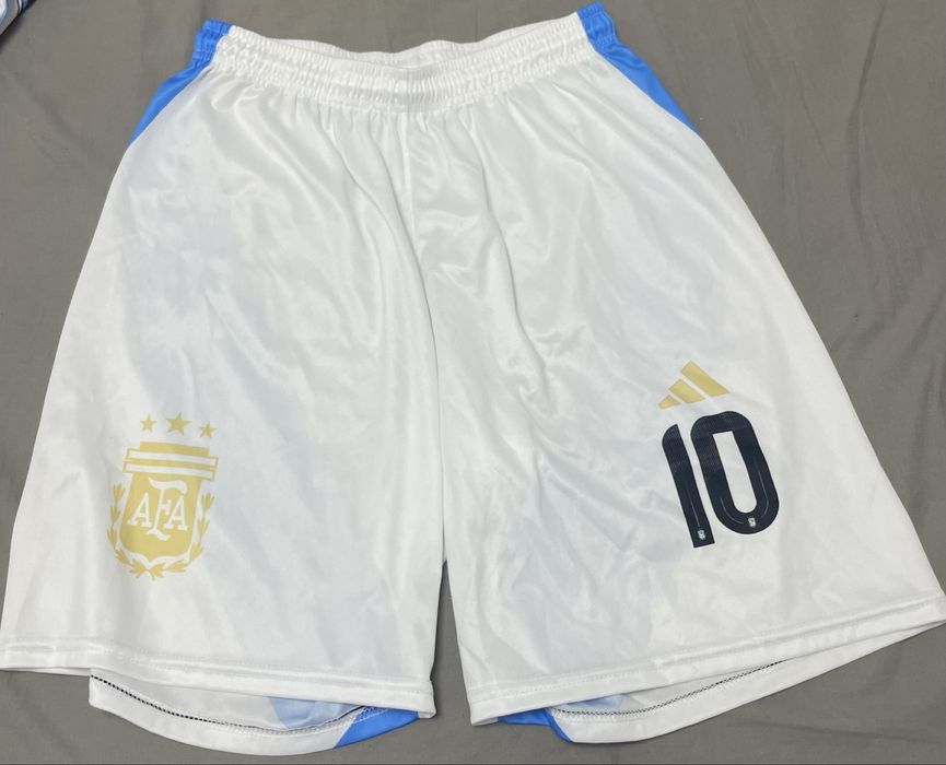 compleu de fotbal Messi