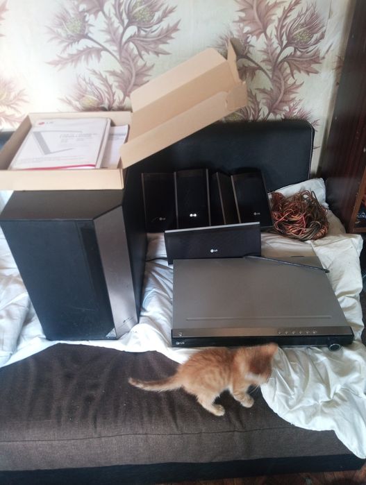 Домашно кино LG.