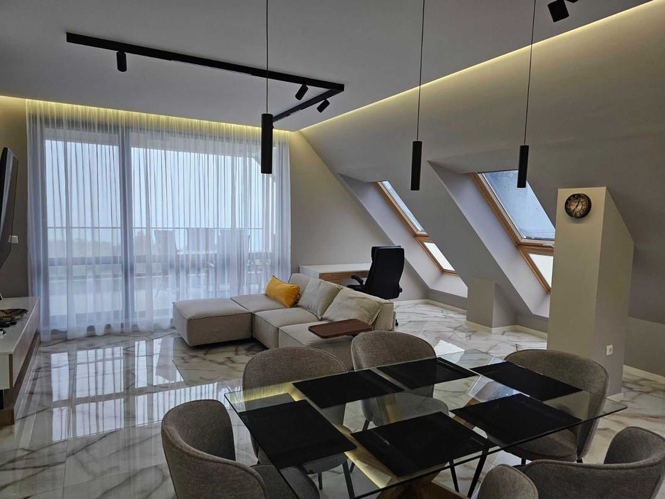 Дава се под наем Многостаен апартамент в Варна, Галата - 206 кв.м за 2194.02 € - Снимка #6