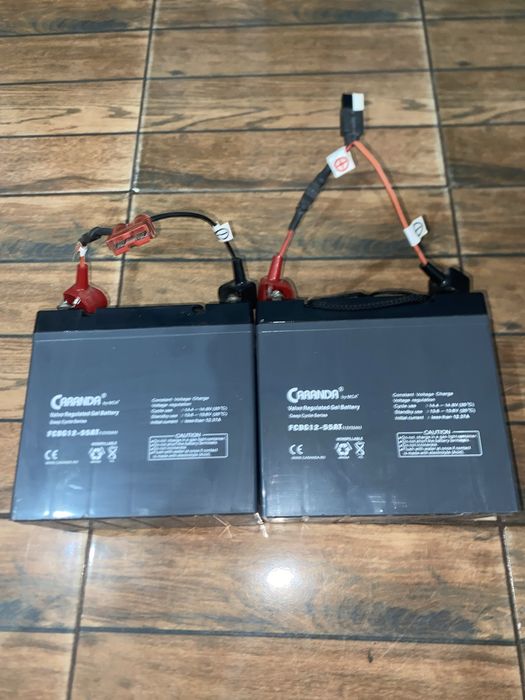 Vand doua baterii FCDG12-55AT