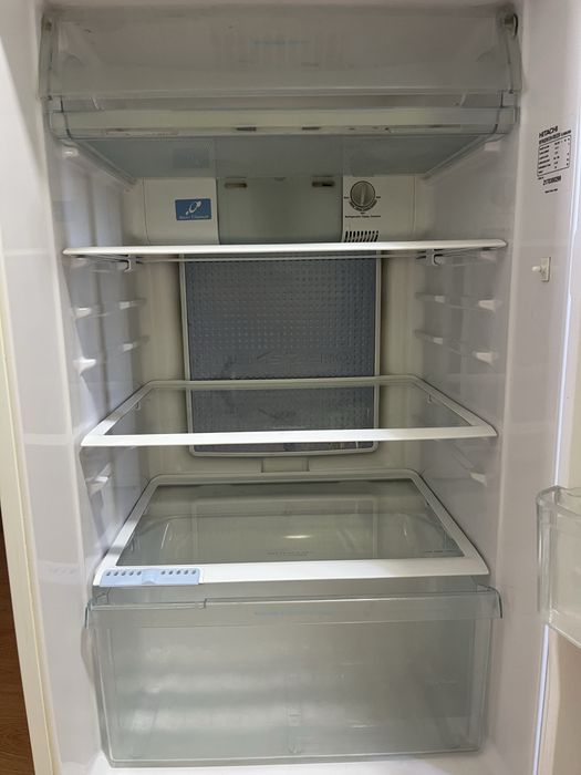 Холодильник HITACHI Шымкент