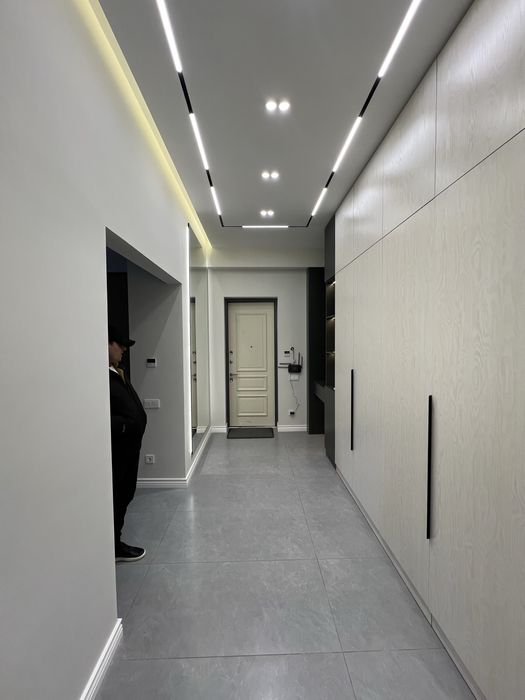 Жк Казахстан! Сдаётся новая 3- ком квартира срочно! Реальное фото!