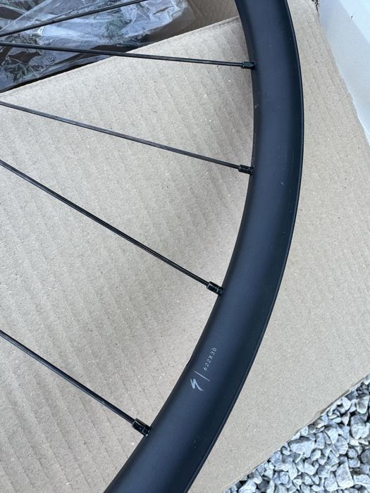 Vand set de roti pe 29 Specialized boost