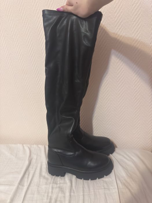 Продаю зимние сапоги ботфорты