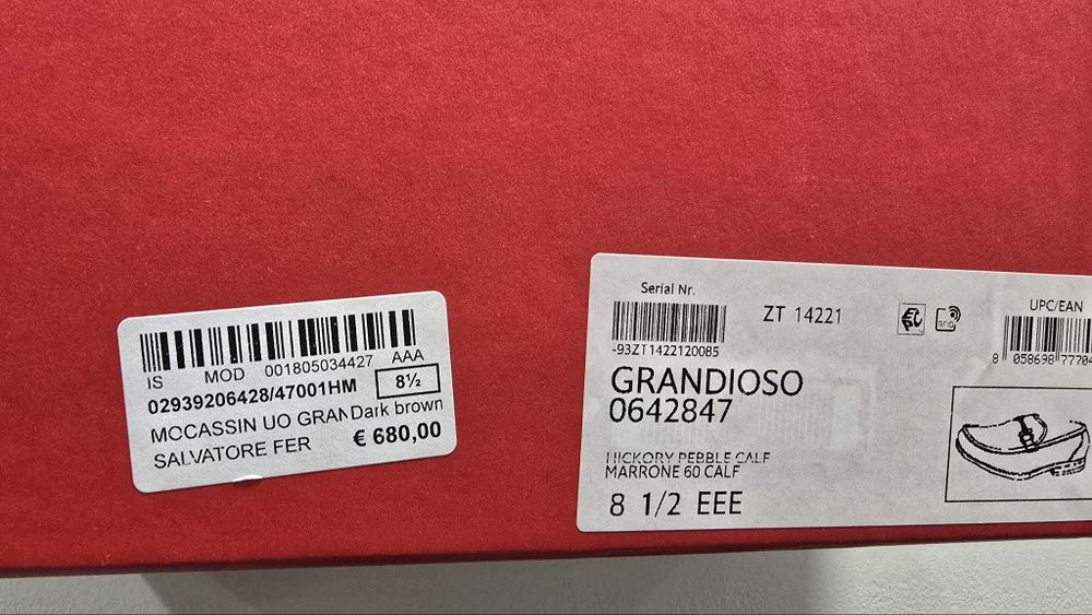 Salvatore Ferragamo обувки