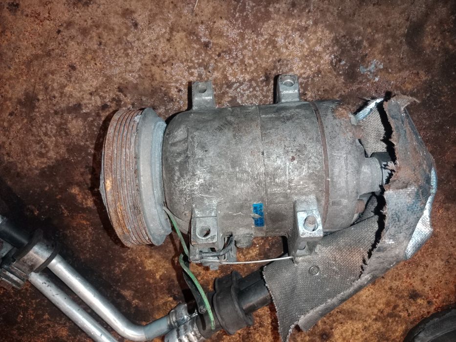 Компрессор кондиционера Ауди