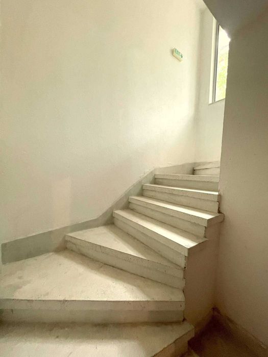 Продава се Офис в Варна, Спортна зала - 83 кв.м за 1627 €/кв.м - Снимка #6