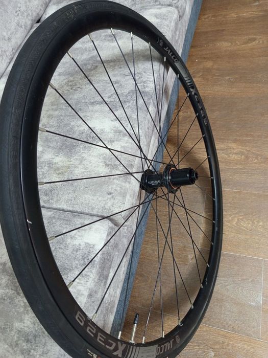 Продаётся колёси ,вилсет...