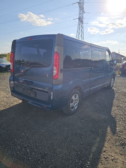 Dezmembrari piese opel vivaro renault trafic , lung 2007, 2,0 cdti, 84 kw, 8 locuri, albastru,