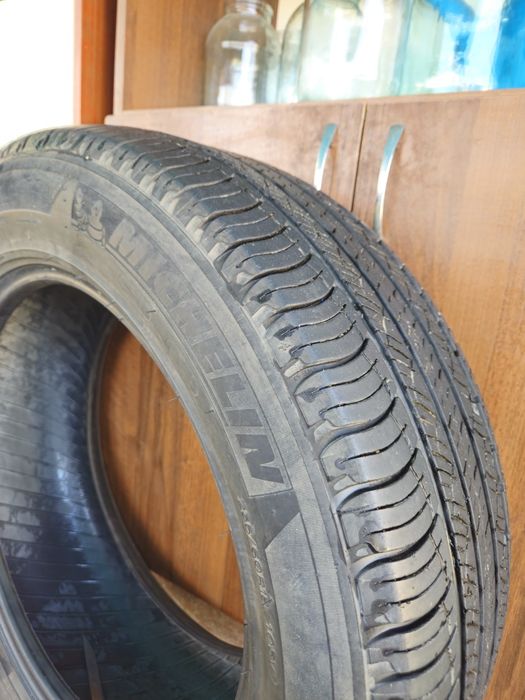 Шина продам 235/60/18