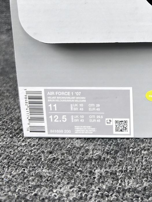 Nike Air Force 1 Low Velvet Brown
Velvet Brown