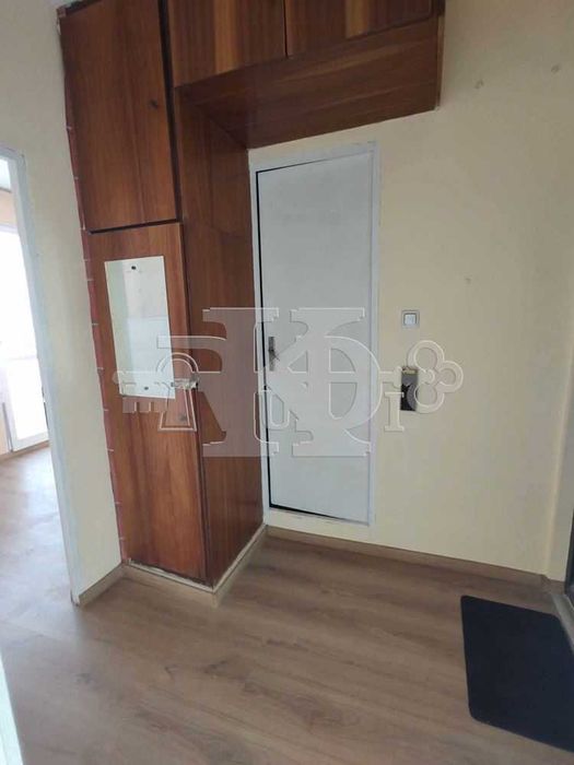 Дава се под наем Едностаен апартамент в Добрич, Христо Ботев - 40 кв.м за 147.9 € - Снимка #7