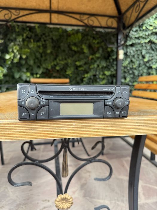 Дисковый Магнтофон на Mersedes W210