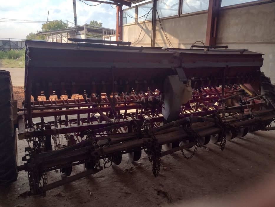 Сеялка за есенници СЗУ