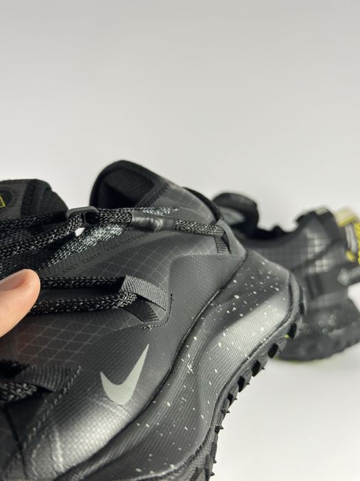 Мъжки зимни маратонки Nike ACG Mountain Fly Low GORE-TEX SE