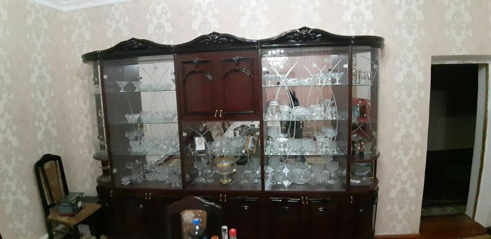 Дубайский стенка сатылады, сборка Ташкентский ,Лавита фирма ,