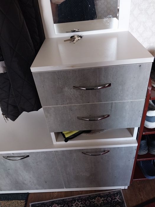 Прихожая в отличном состоянии.