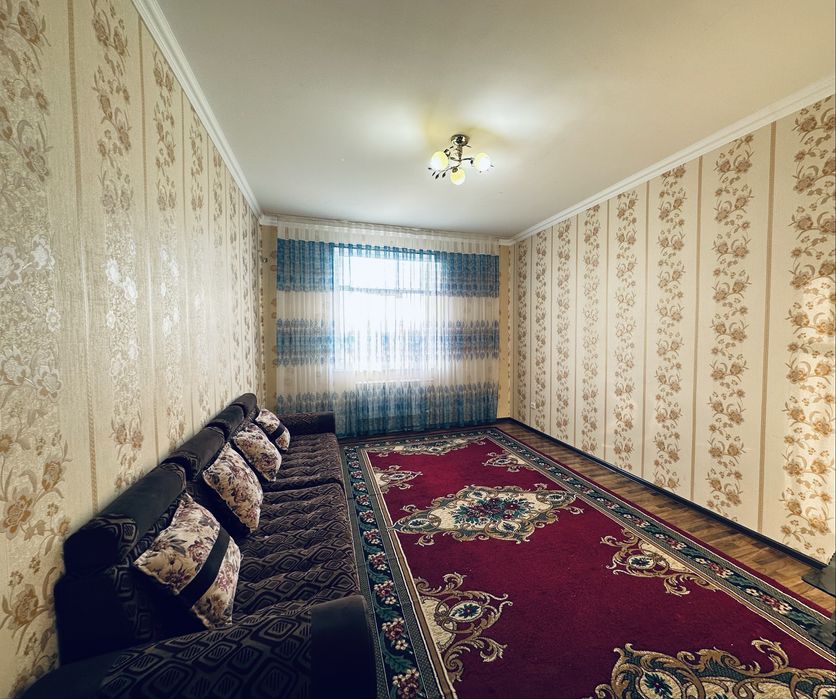 Центр ташкент гостиница алдында 2 ком квартира арендага бериледи