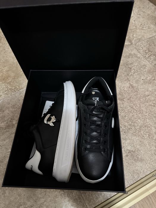 Adidas karl lagerfeld  originali negri