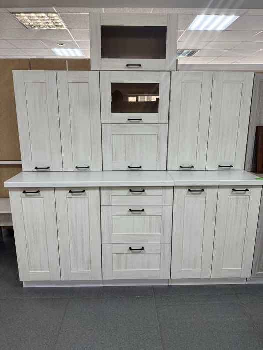 Кухонный гарнитур новый