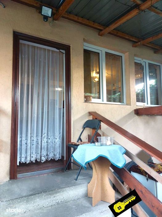 Casa mica  in Oradea , curte proprie
