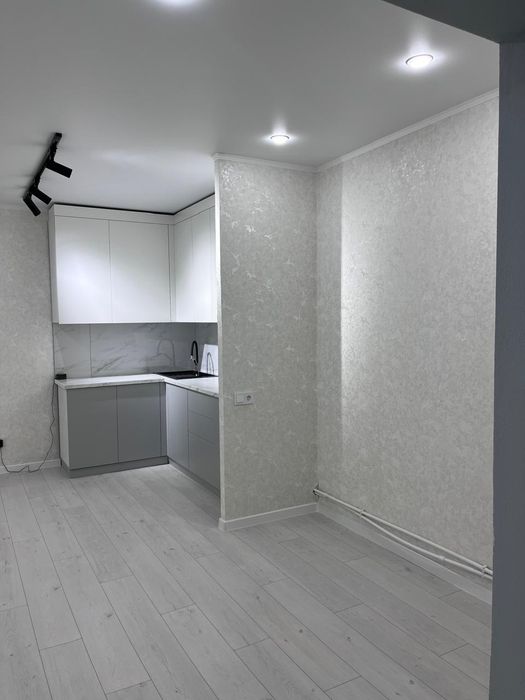 Продам 1 ком кв 56 м2 в районе детской больницы