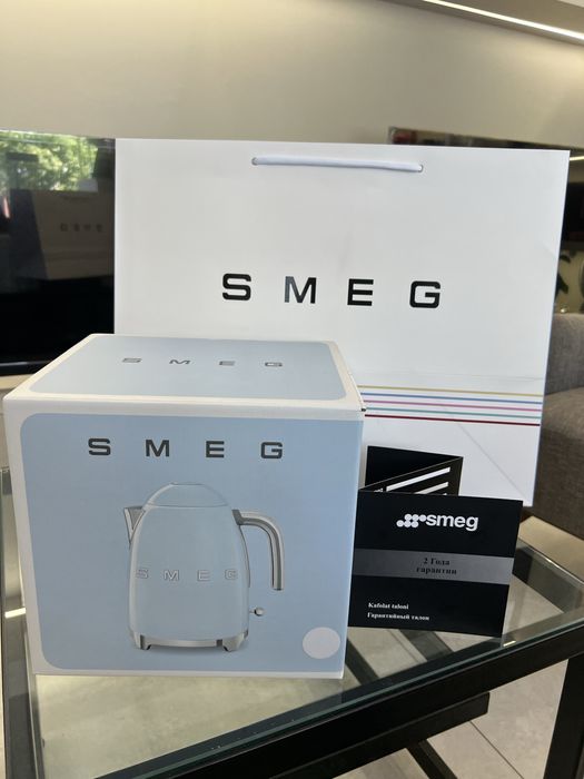 Smeg электрический чайник,оригинал,все цвета в наличии,2 года гарантия