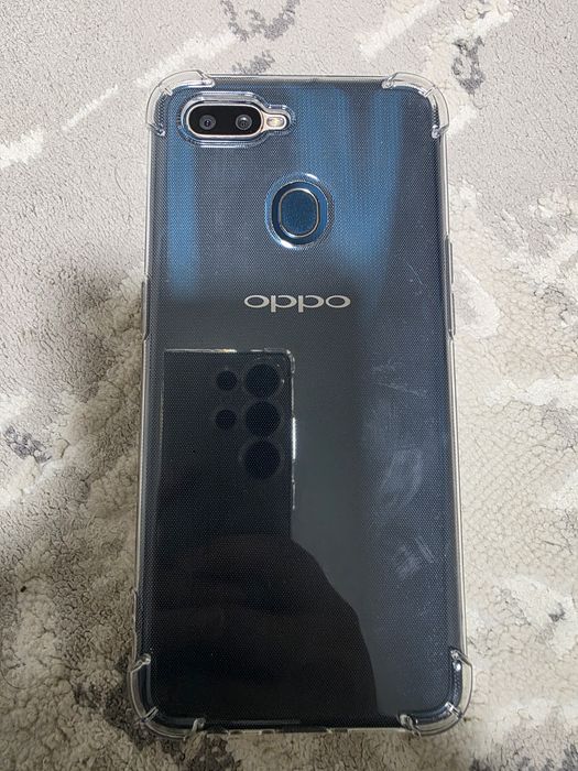 Oppo AX7 64гб память