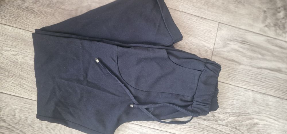 Школьная форма для девочек новая и б/у